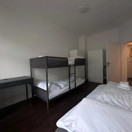 Schlafschrauber Am Adler Apartment *